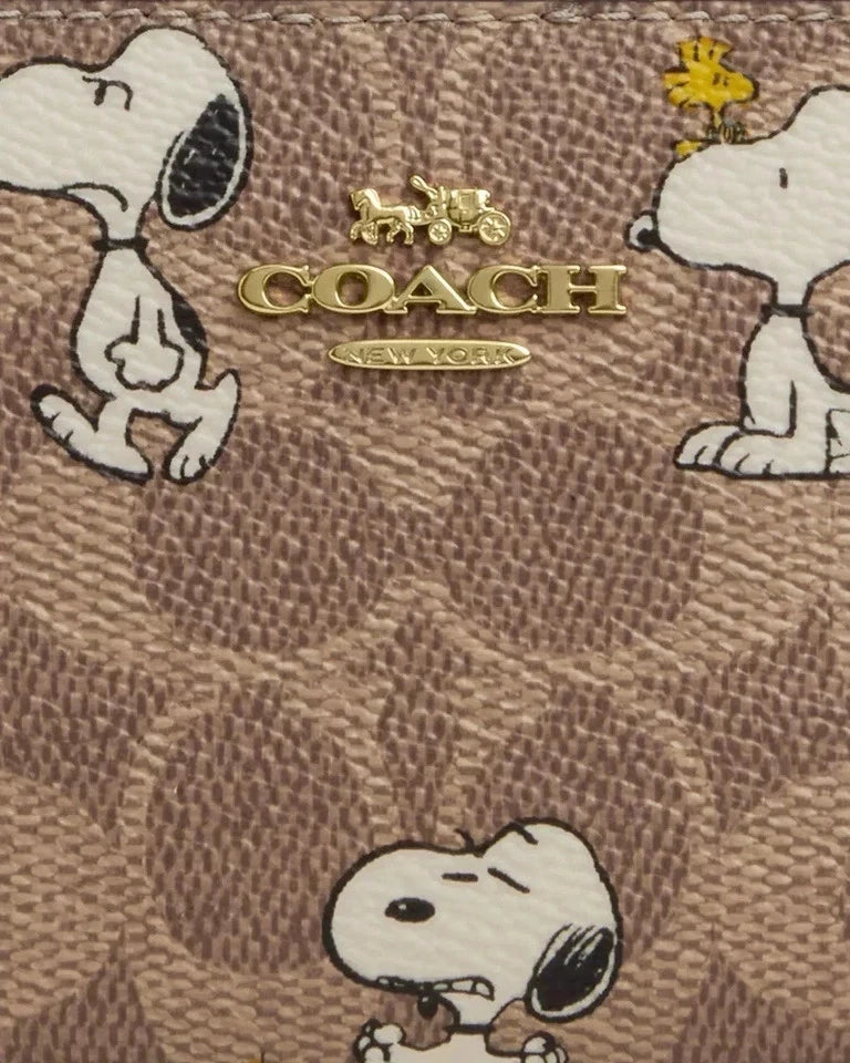 Coach x Peanuts Snap Wallet Snoopy Print CBN32 - Detail