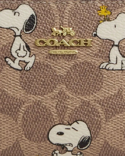 Coach x Peanuts Snap Wallet Snoopy Print CBN32 - Detail